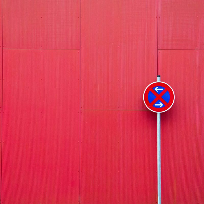 stopping restriction Halteverbot